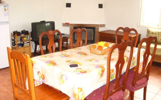 Finca con casa en valle de Abdalajis