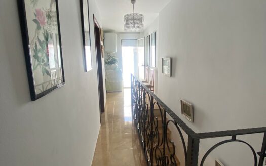 Casa en venta en Cuevas de San Marcos (Málaga)