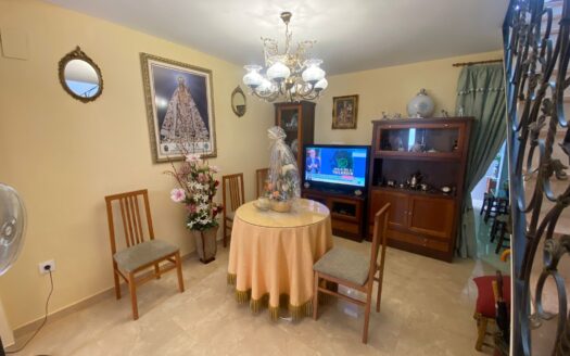 Casa en venta en Cuevas de San Marcos (Málaga)