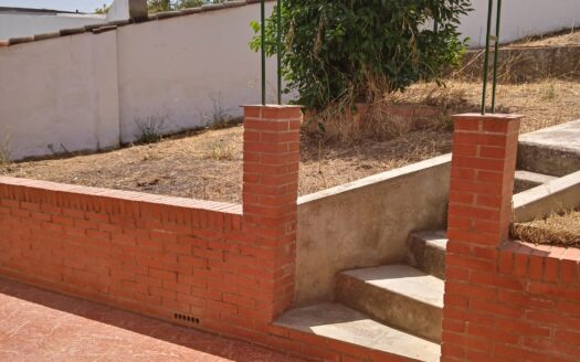 Casa en alquiler en el pueblo de Villanueva de Algaidas