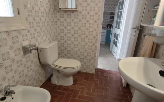 Estupenda casa en el pueblo de Cuevas Bajas (Málaga)