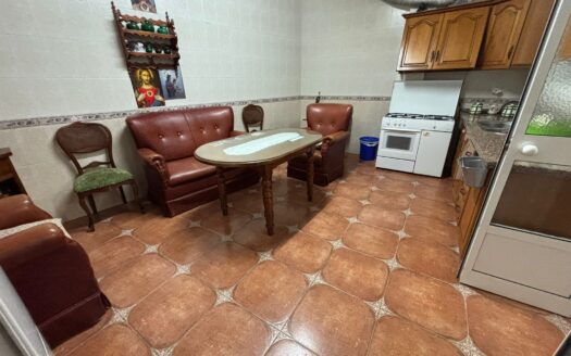 Estupenda casa en el pueblo de Cuevas Bajas (Málaga)