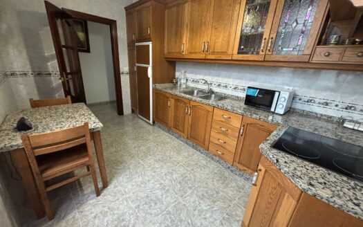 Estupenda casa en el pueblo de Cuevas Bajas (Málaga)