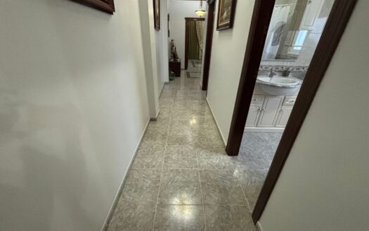 Estupenda casa en el pueblo de Cuevas Bajas (Málaga)