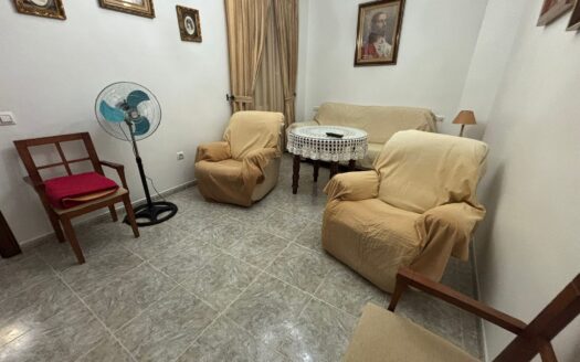 Estupenda casa en el pueblo de Cuevas Bajas (Málaga)