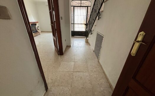 **Casa Pareada en Venta en la Zona Monumental de Antequera**