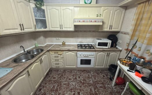 Casa de 3 plantas en el corazón de Antequera