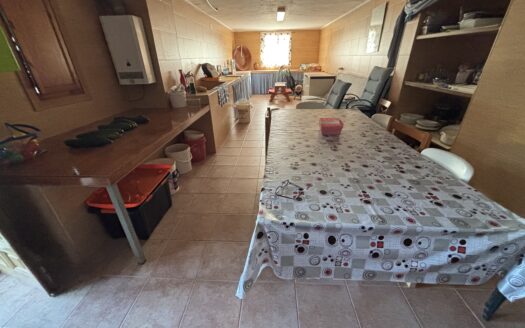 Casería en partido Valdeurracas