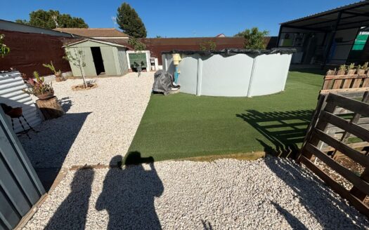 Bonita parcela en Urb. «El Pontón»