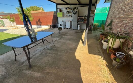 Bonita parcela en Urb. «El Pontón»