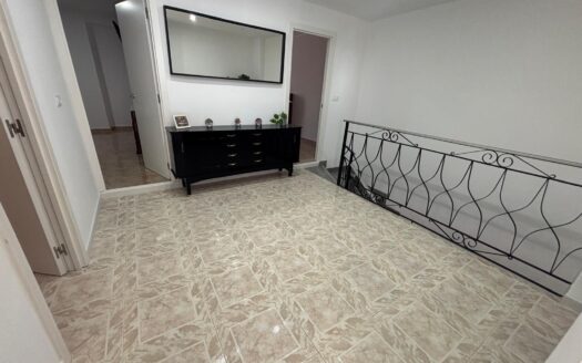 CASA EN ALAMEDA