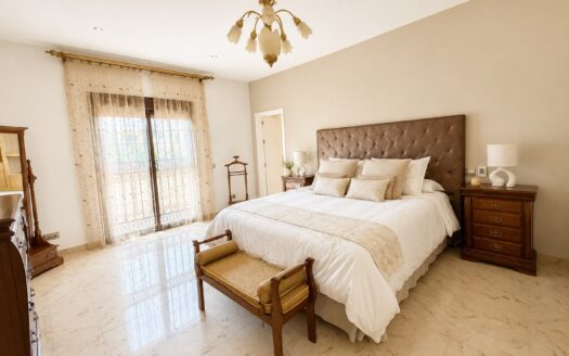 Chalet en «Urbanización El Molino» de Antequera
