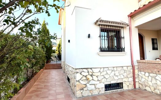Chalet en «Urbanización El Molino» de Antequera